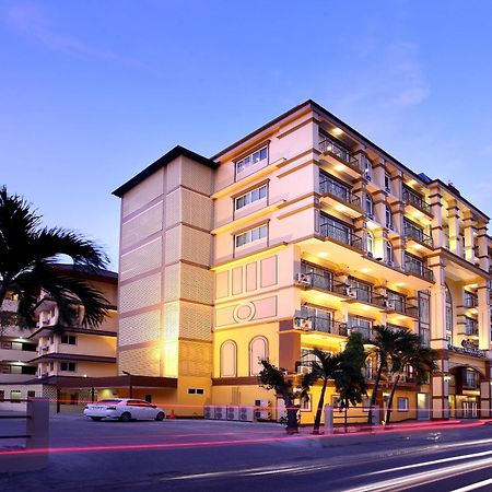 Victoria Nimman Hotel Chiang Mai Esterno foto